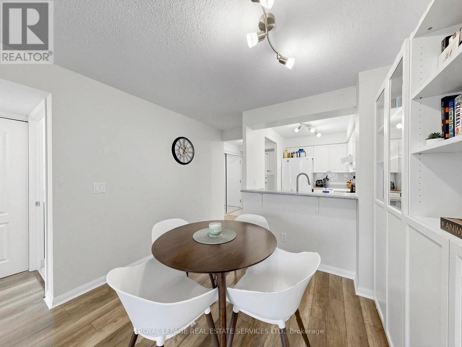 203 - 398 EGLINTON AVENUE, Toronto (Mount Pleasant East), Ontario, M4P3H8 — Photo 17