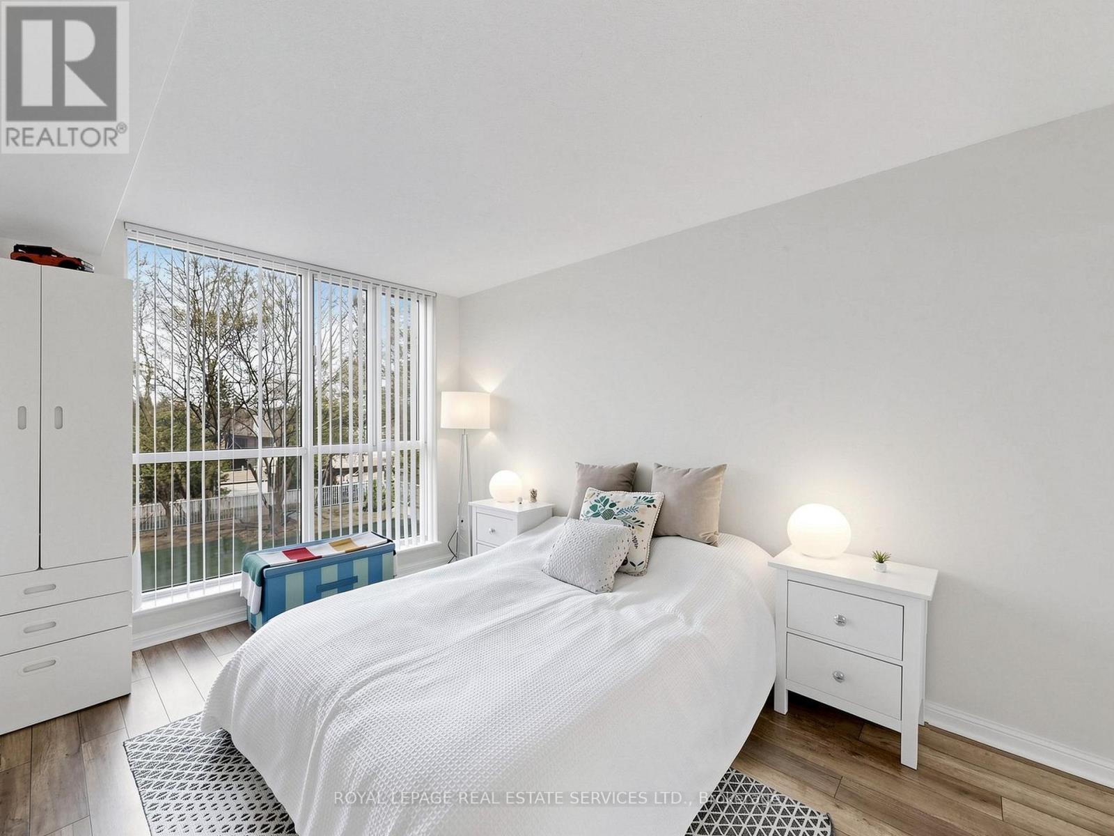 203 - 398 EGLINTON AVENUE, Toronto (Mount Pleasant East), Ontario, M4P3H8 — Photo 24