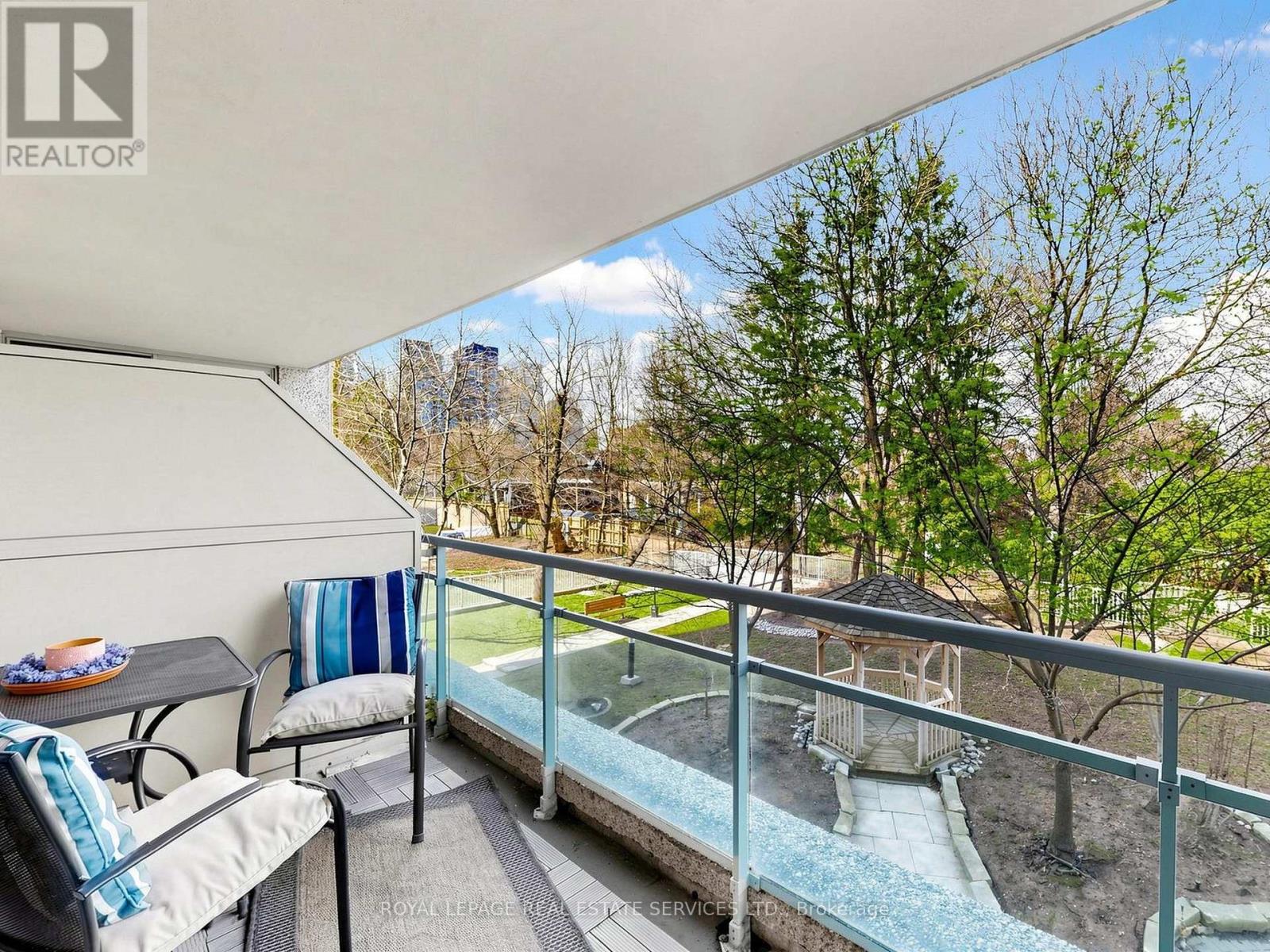 203 - 398 EGLINTON AVENUE, Toronto (Mount Pleasant East), Ontario, M4P3H8 — Photo 33