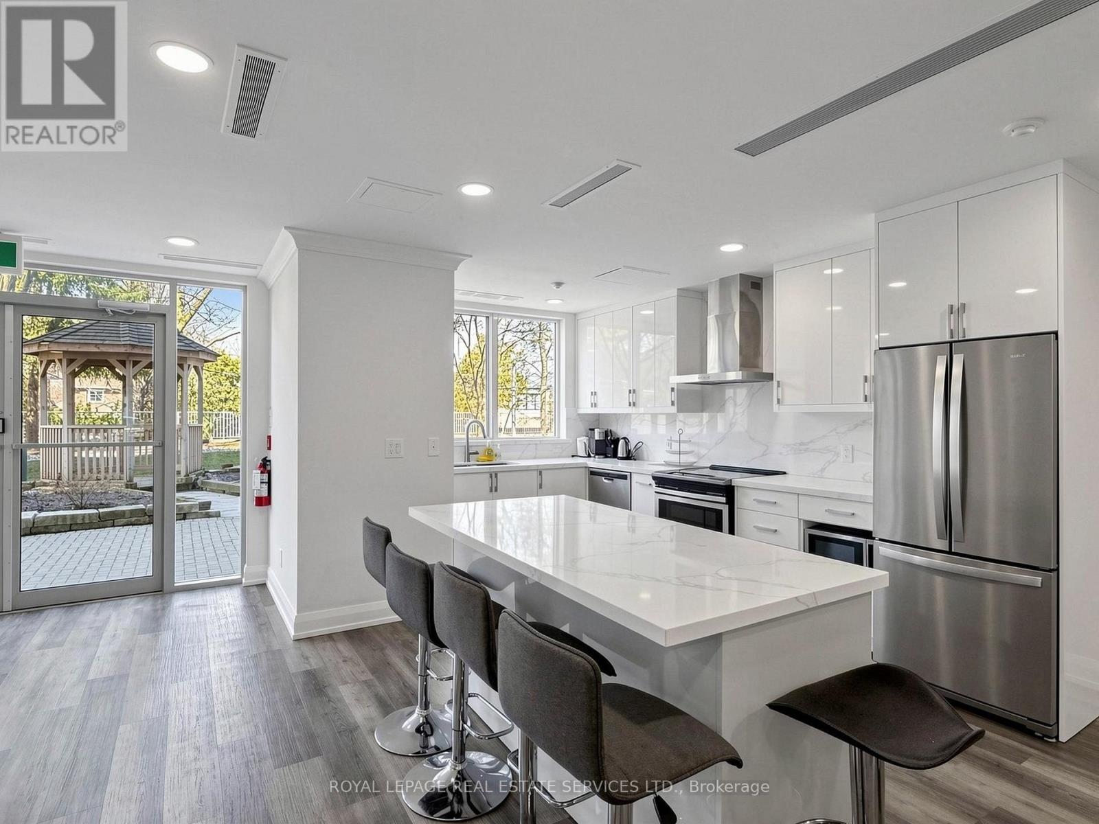 203 - 398 EGLINTON AVENUE, Toronto (Mount Pleasant East), Ontario, M4P3H8 — Photo 39