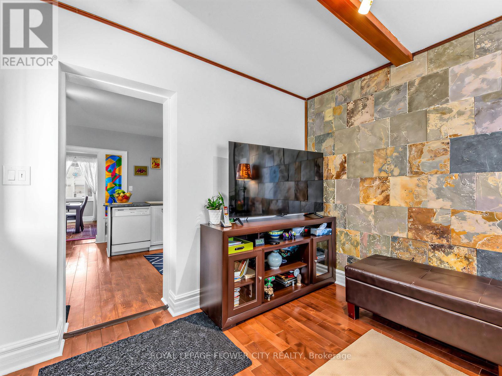 489 WESTMOUNT AVENUE, Toronto (Oakwood Village), Ontario, M6E3N6 — Photo 10