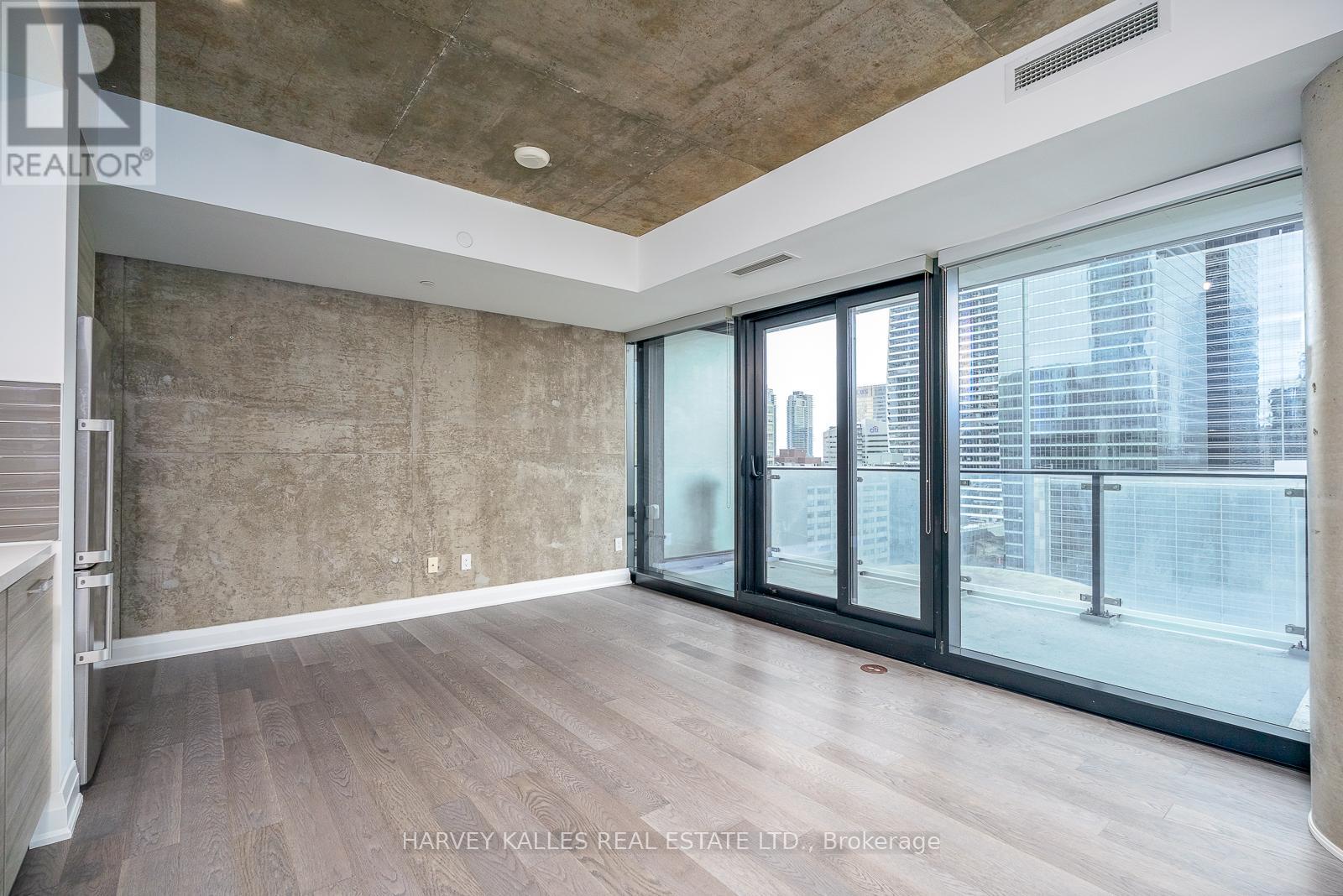 1507 - 224 KING STREET W, Toronto (Waterfront Communities), Ontario, M5H0A6 — Photo 10