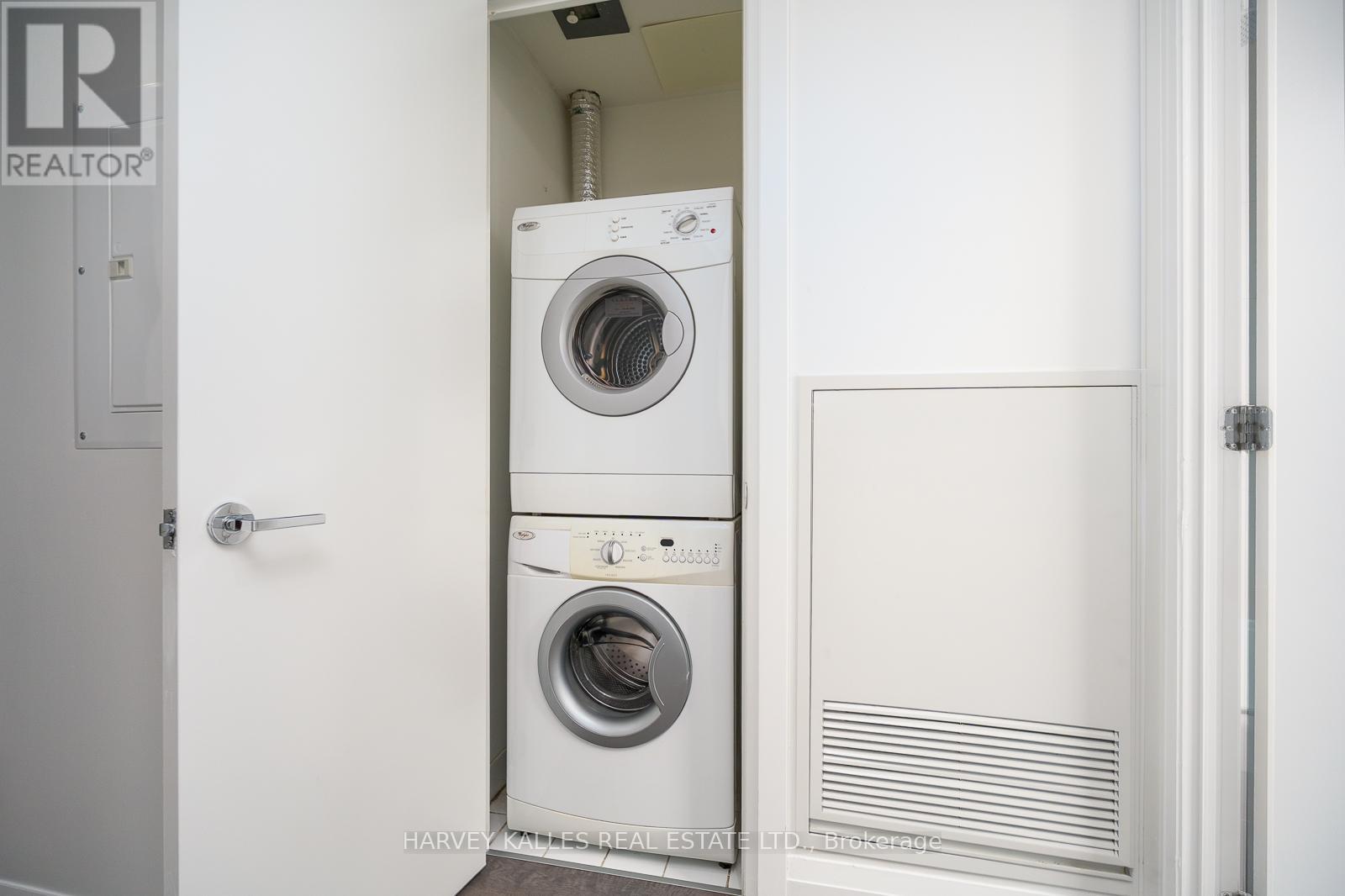 1507 - 224 KING STREET W, Toronto (Waterfront Communities), Ontario, M5H0A6 — Photo 14