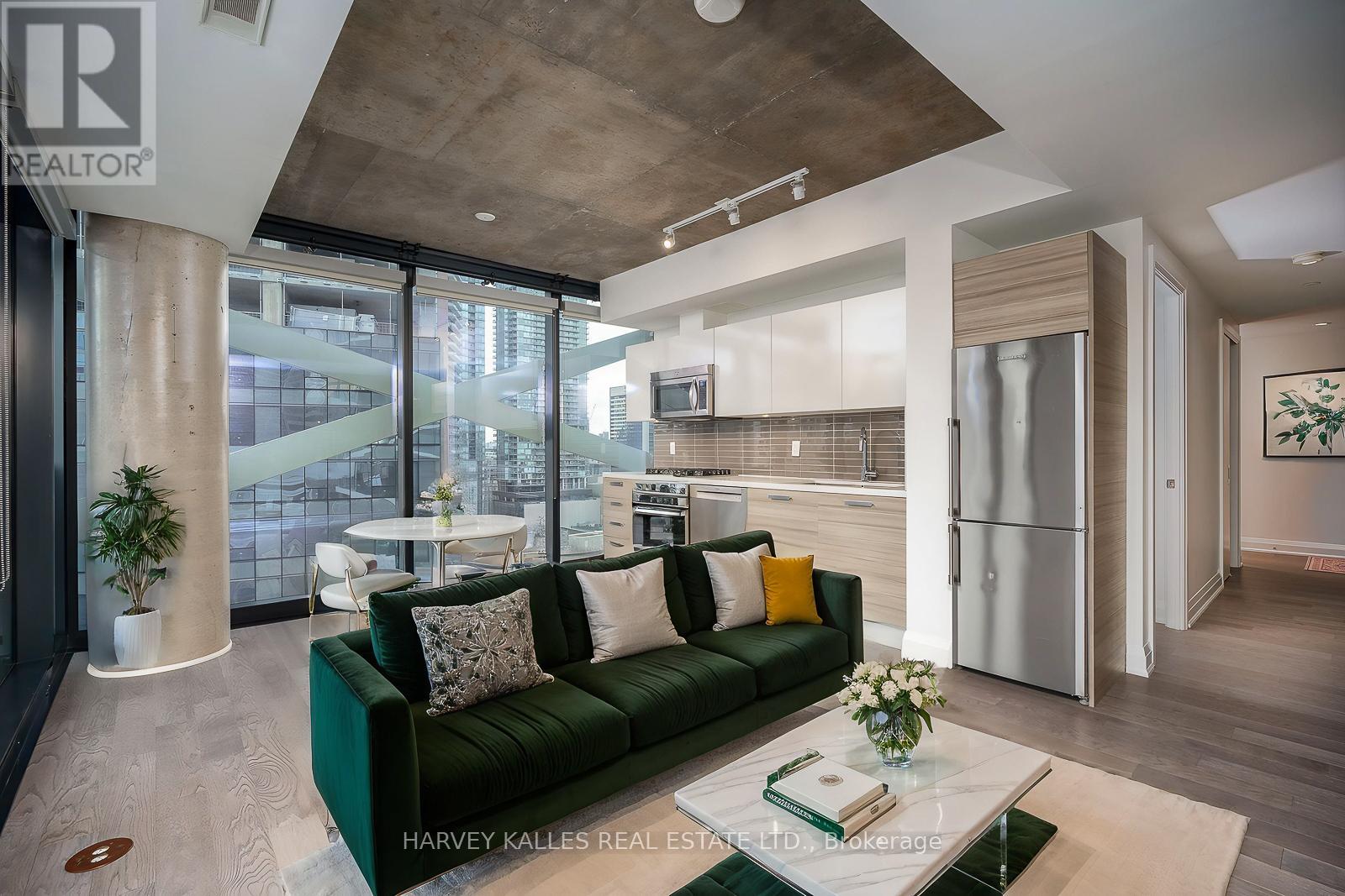 1507 - 224 KING STREET W, Toronto (Waterfront Communities), Ontario, M5H0A6 — Photo 5