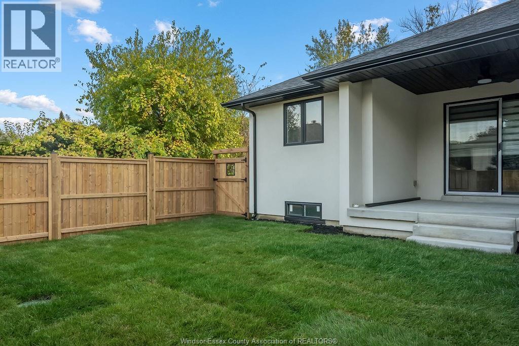 481 MAPLE, LaSalle, Ontario, N9J1P3 — Photo 34