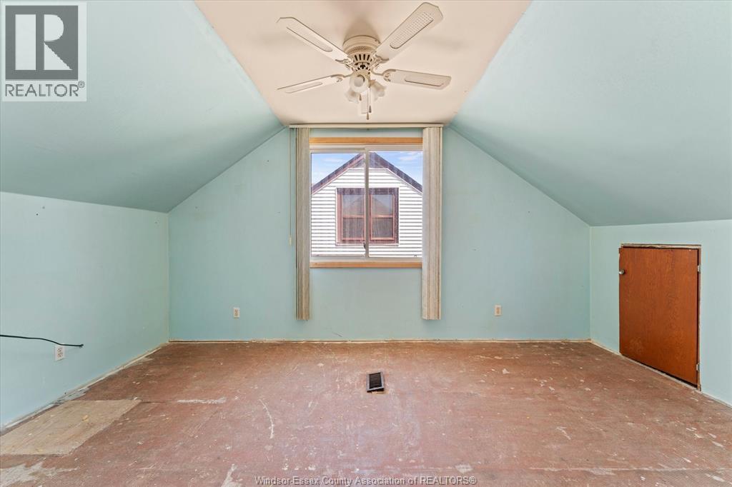 678 CAPITOL STREET, Windsor, Ontario, N8X3G1 — Photo 20