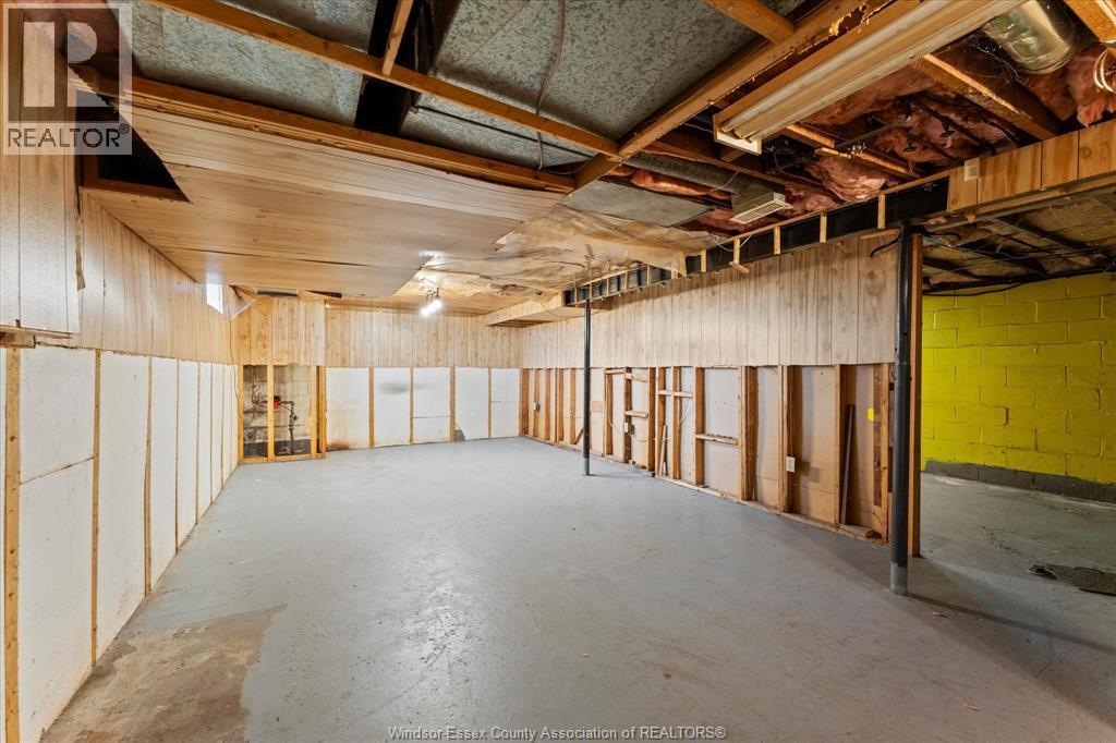 678 CAPITOL STREET, Windsor, Ontario, N8X3G1 — Photo 23