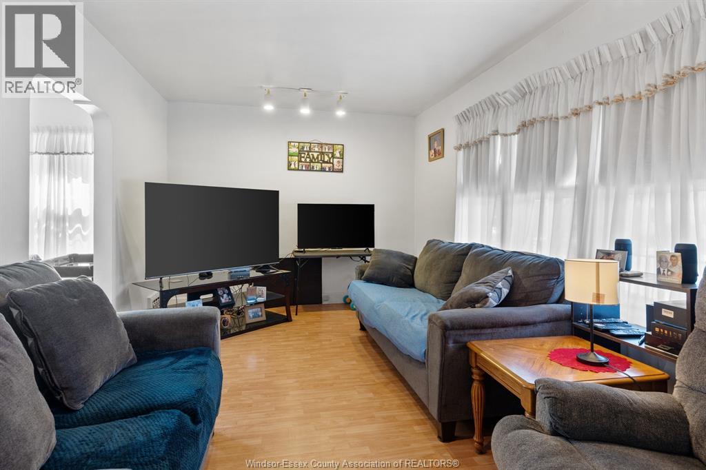 1346 PIERRE AVENUE, Windsor, Ontario, N8X4P1 — Photo 2