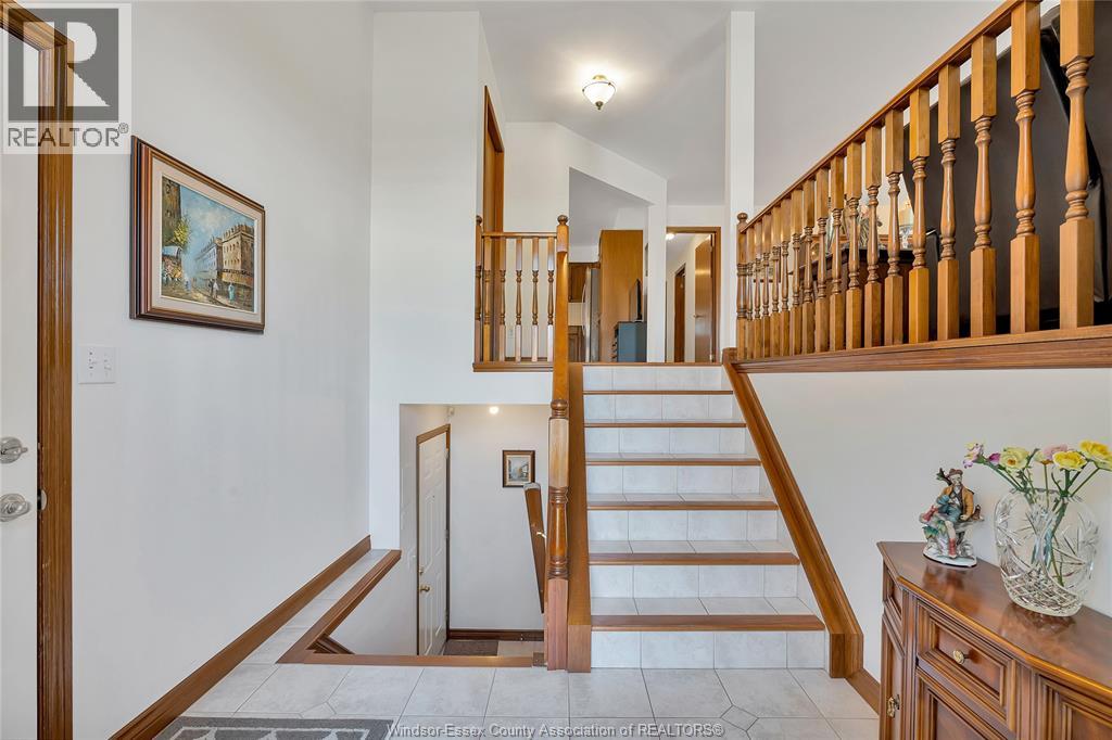 178 ELLISON AVENUE, Leamington, Ontario, N8H5J2 — Photo 2