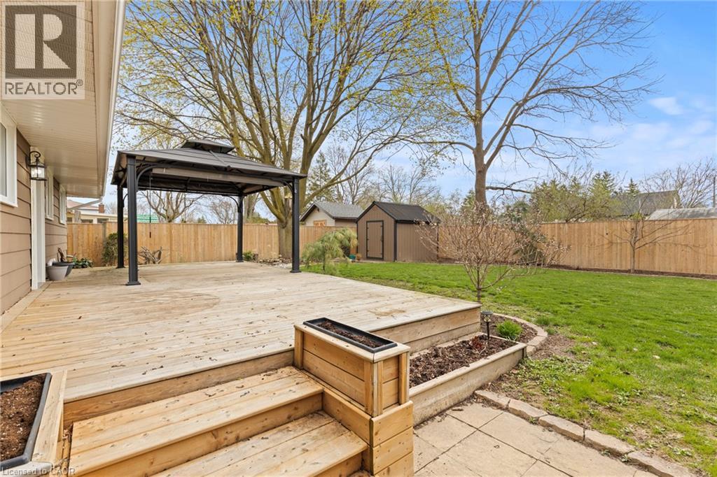 45 DRIFTWOOD Drive, Brantford, Ontario, N3R3K2 — Photo 28