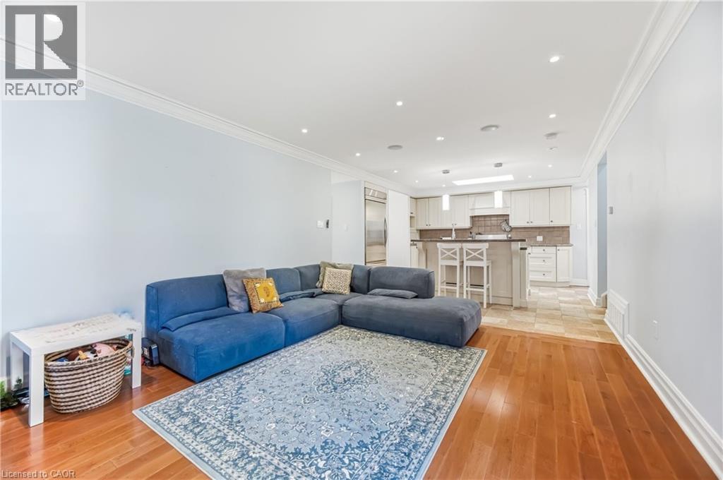 34 LORRAINE Crescent, Brampton, Ontario, L6S2R7 — Photo 13