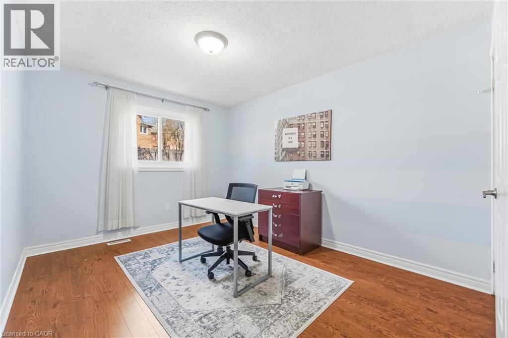 34 LORRAINE Crescent, Brampton, Ontario, L6S2R7 — Photo 21