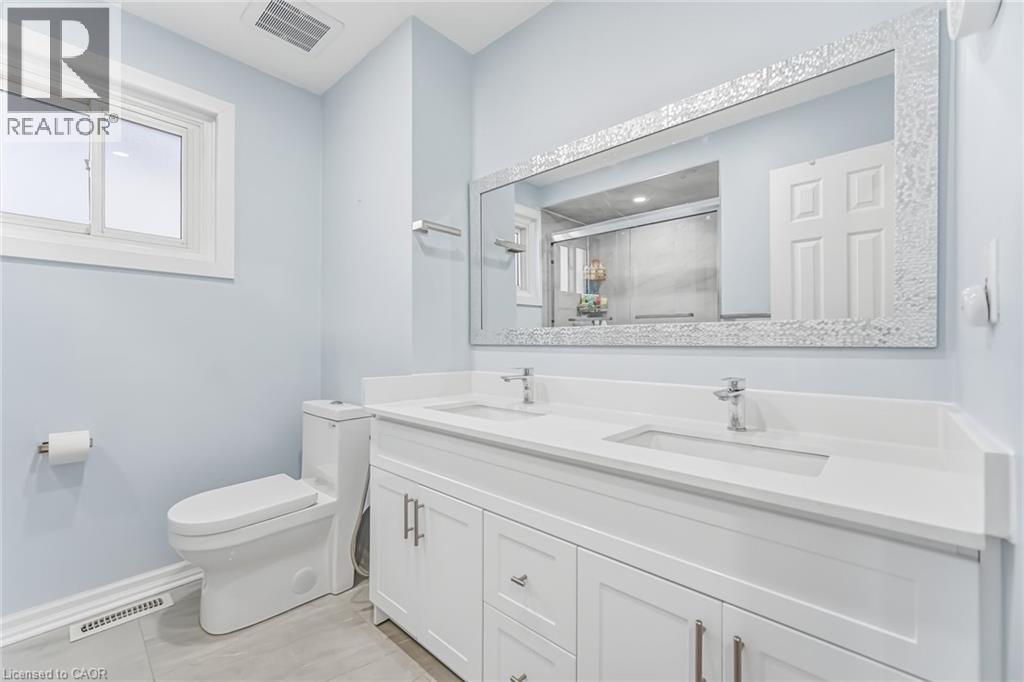 34 LORRAINE Crescent, Brampton, Ontario, L6S2R7 — Photo 22