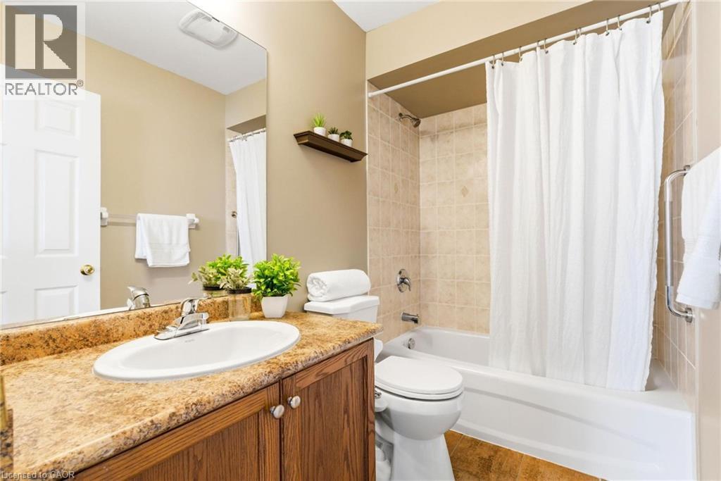 65 BLOOMINGTON Drive, Cambridge, Ontario, N1P1J5 — Photo 28