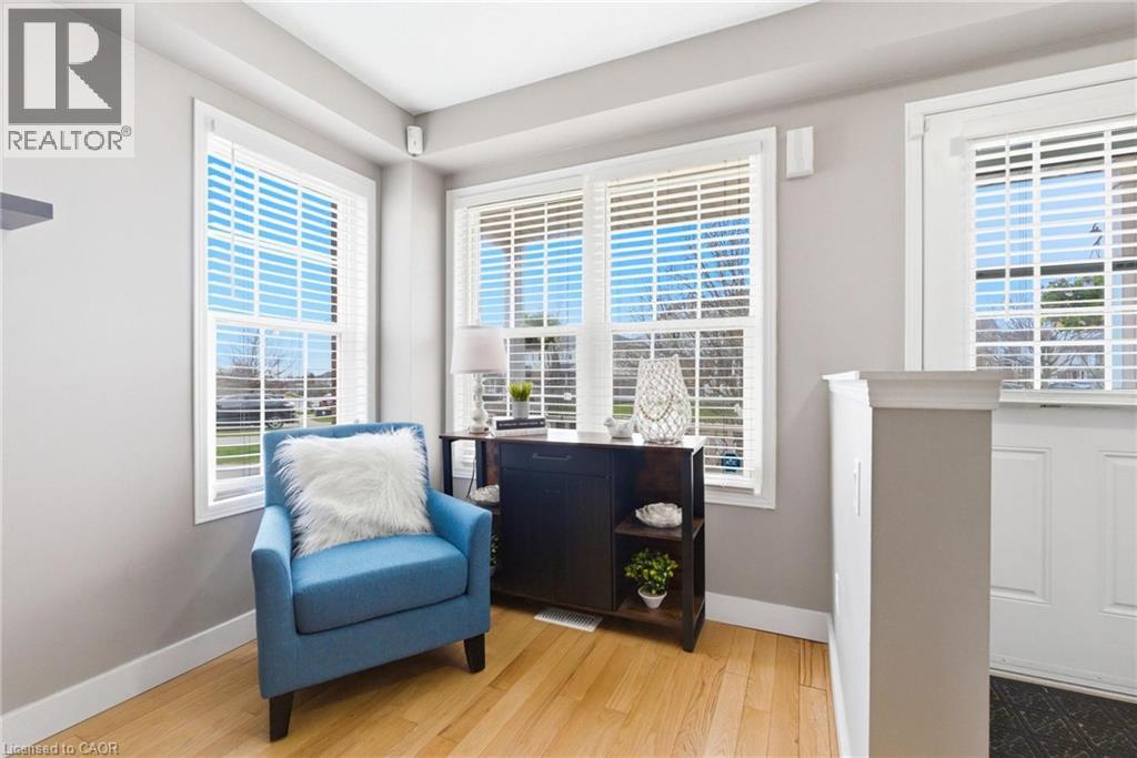 65 BLOOMINGTON Drive, Cambridge, Ontario, N1P1J5 — Photo 6