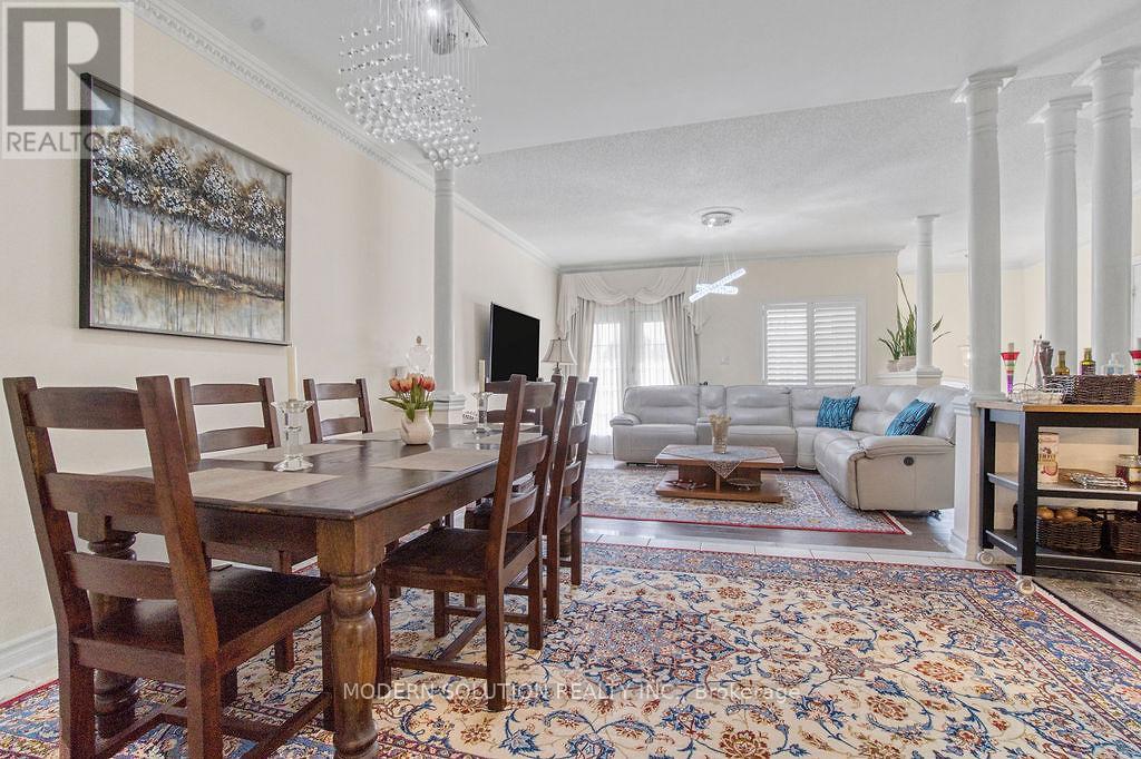 119 BLACKTHORN DRIVE, Vaughan (Maple), Ontario, L6A3N2 — Photo 10