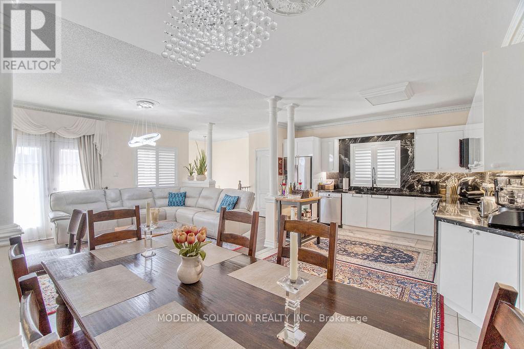 119 BLACKTHORN DRIVE, Vaughan (Maple), Ontario, L6A3N2 — Photo 11