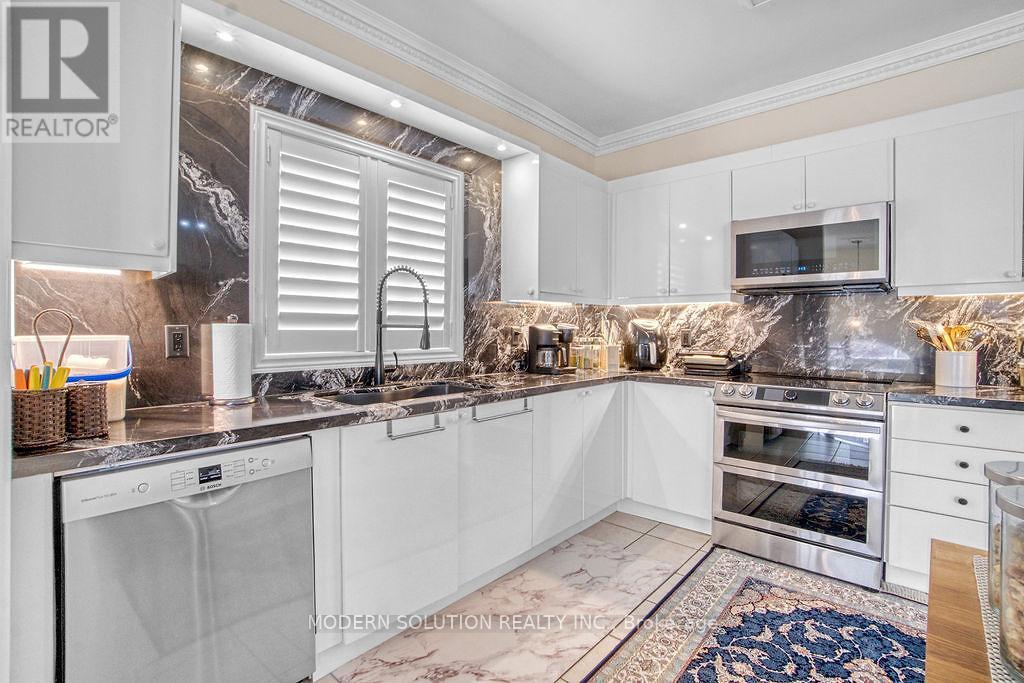 119 BLACKTHORN DRIVE, Vaughan (Maple), Ontario, L6A3N2 — Photo 14