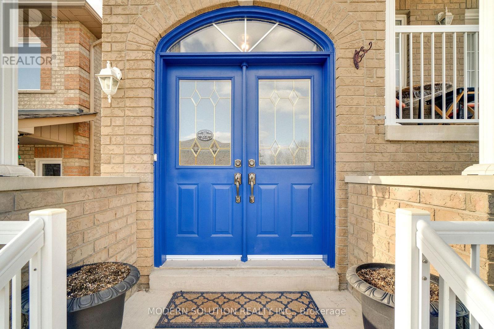 119 BLACKTHORN DRIVE, Vaughan (Maple), Ontario, L6A3N2 — Photo 3