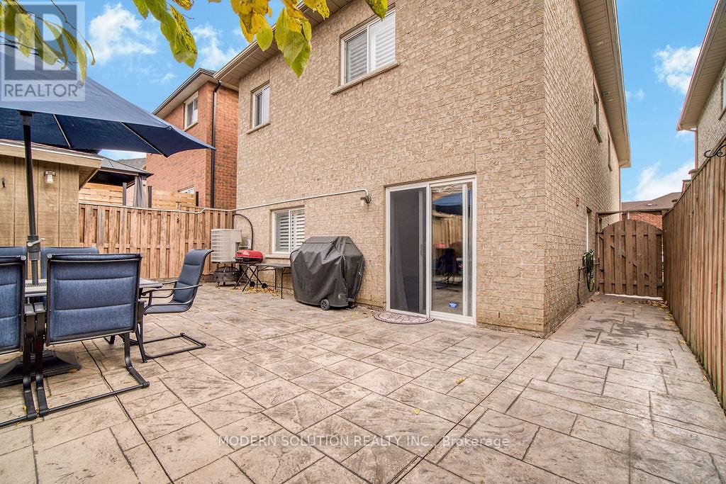 119 BLACKTHORN DRIVE, Vaughan (Maple), Ontario, L6A3N2 — Photo 43