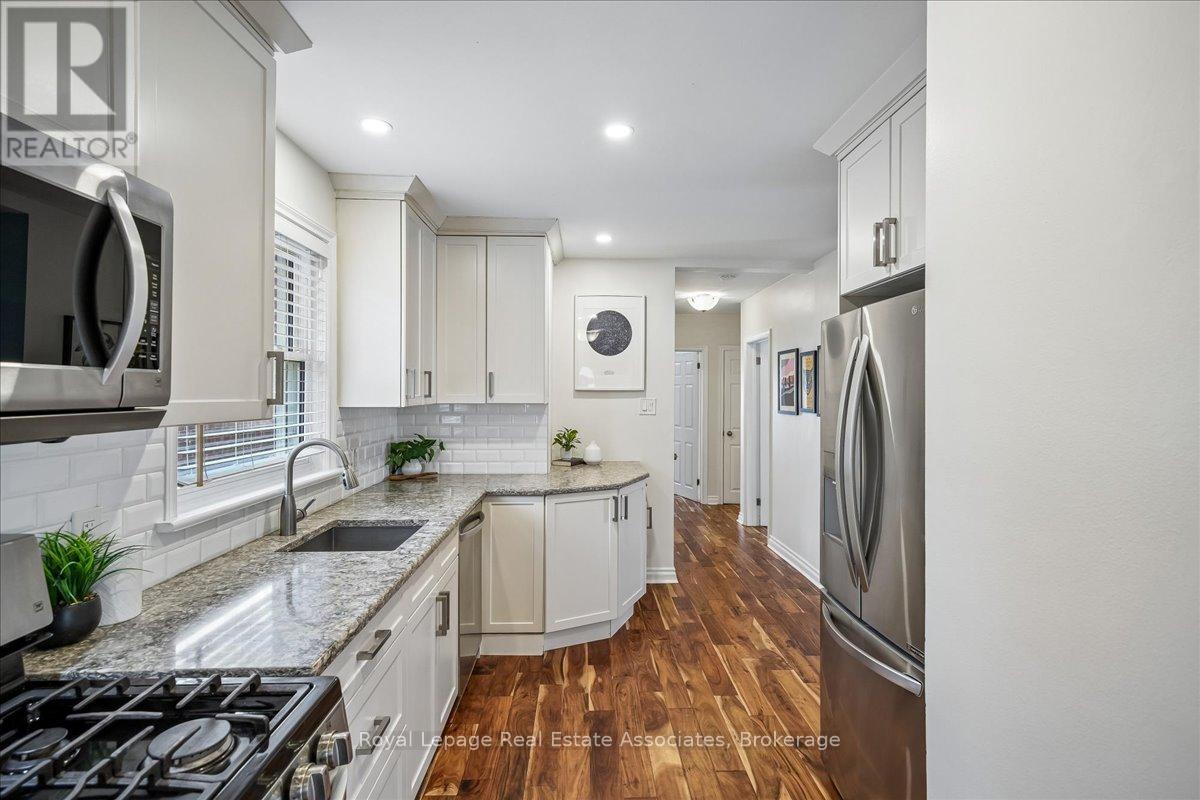 14 CAVELL AVENUE, Toronto (Mimico), Ontario, M8V1P2 — Photo 14