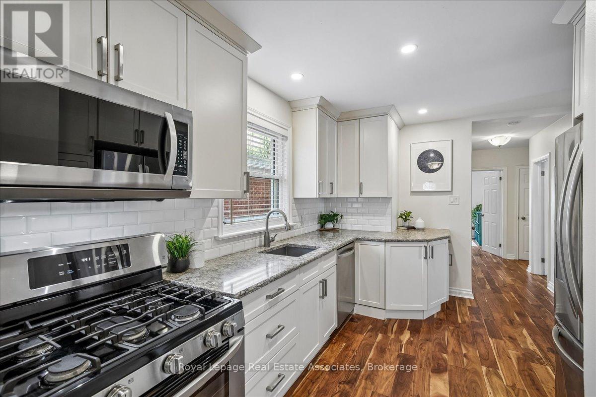 14 CAVELL AVENUE, Toronto (Mimico), Ontario, M8V1P2 — Photo 15
