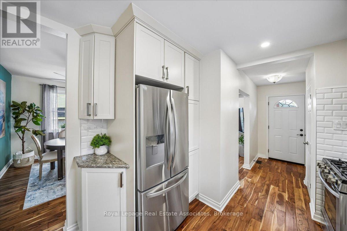 14 CAVELL AVENUE, Toronto (Mimico), Ontario, M8V1P2 — Photo 18