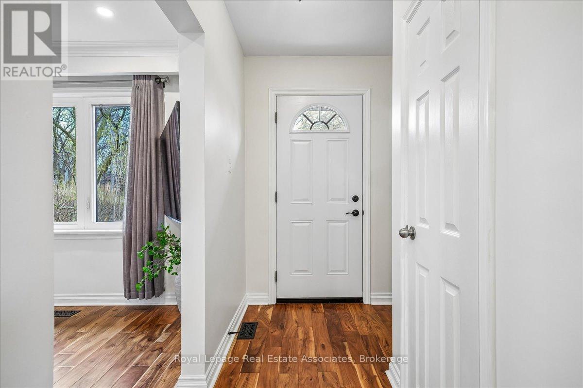 14 CAVELL AVENUE, Toronto (Mimico), Ontario, M8V1P2 — Photo 6