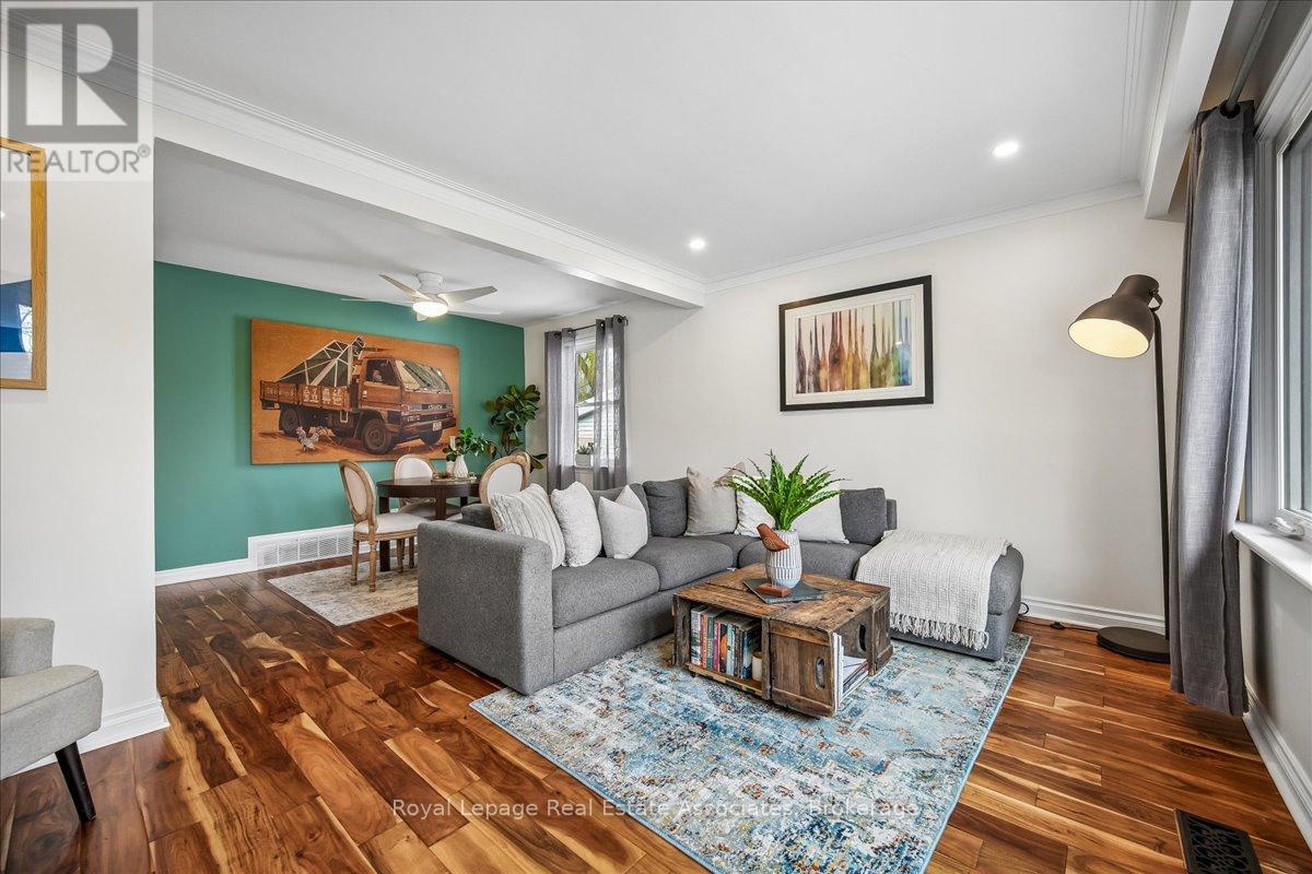 14 CAVELL AVENUE, Toronto (Mimico), Ontario, M8V1P2 — Photo 8