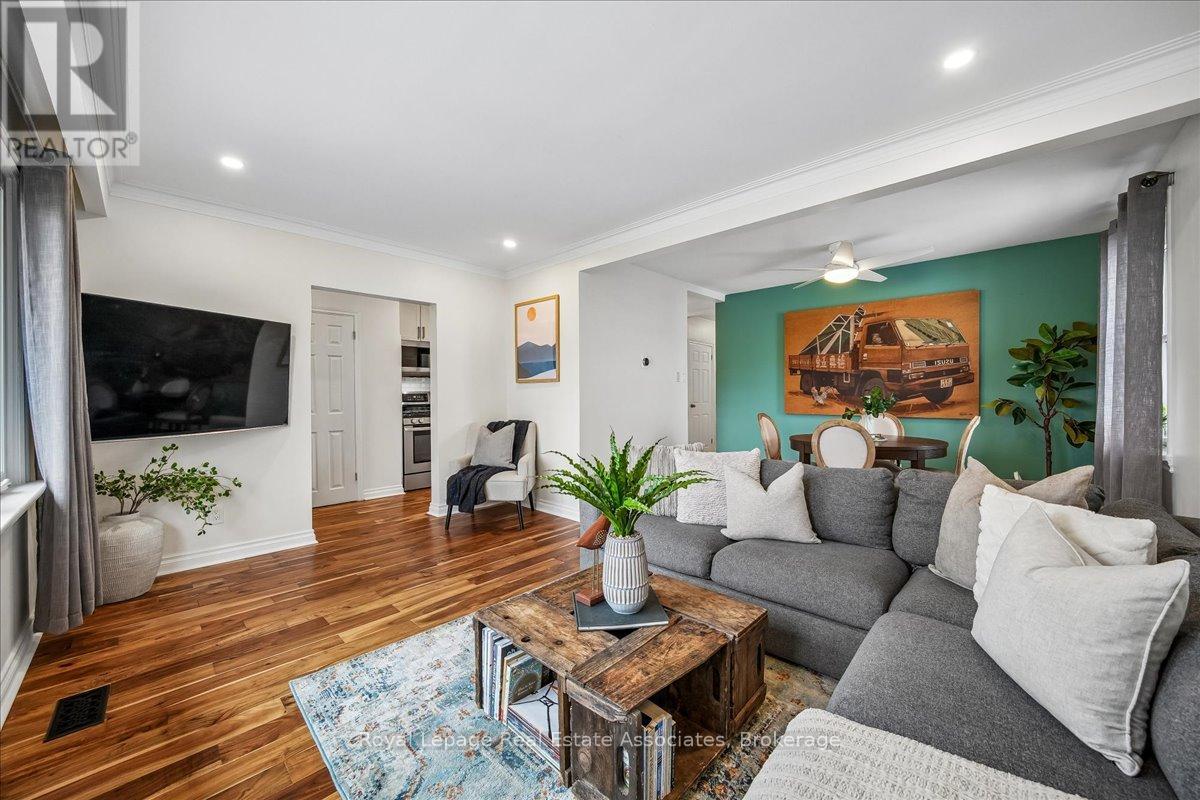 14 CAVELL AVENUE, Toronto (Mimico), Ontario, M8V1P2 — Photo 9