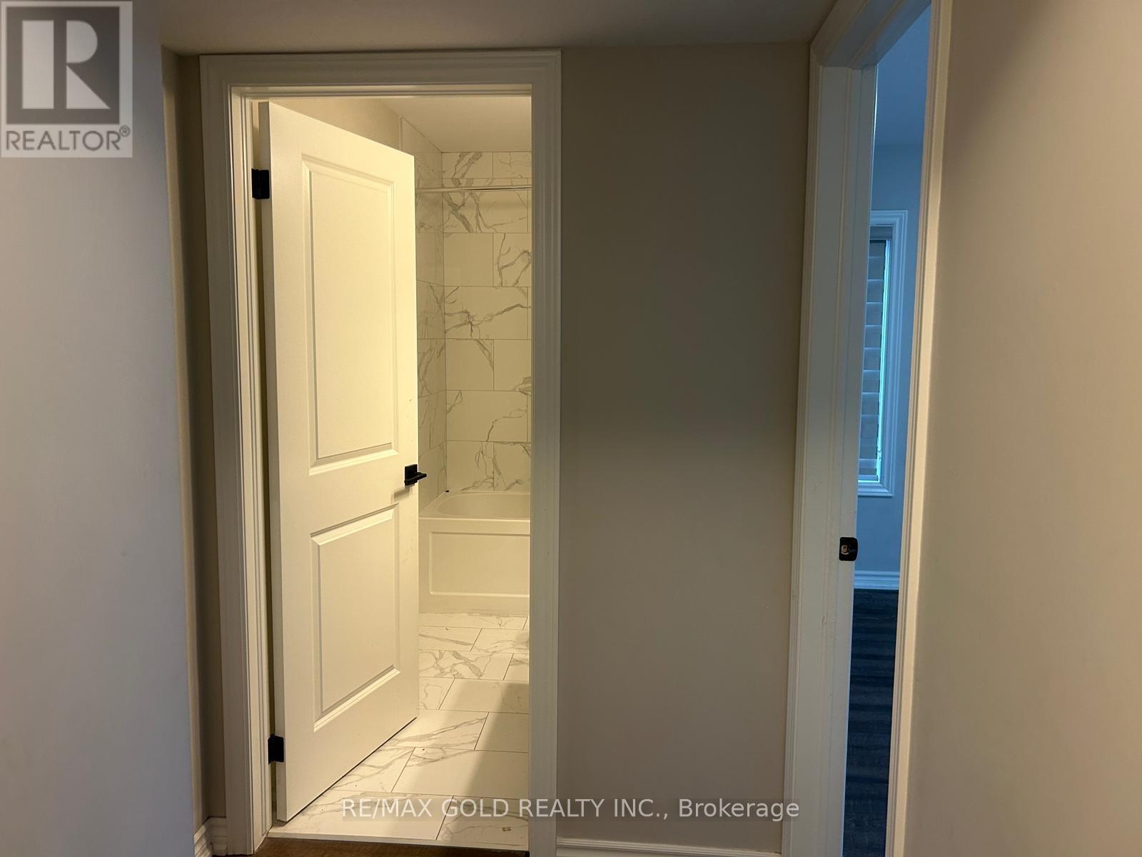 19 - 235 CHAPEL HILL DRIVE, Kitchener, Ontario, N2R0S4 — Photo 9