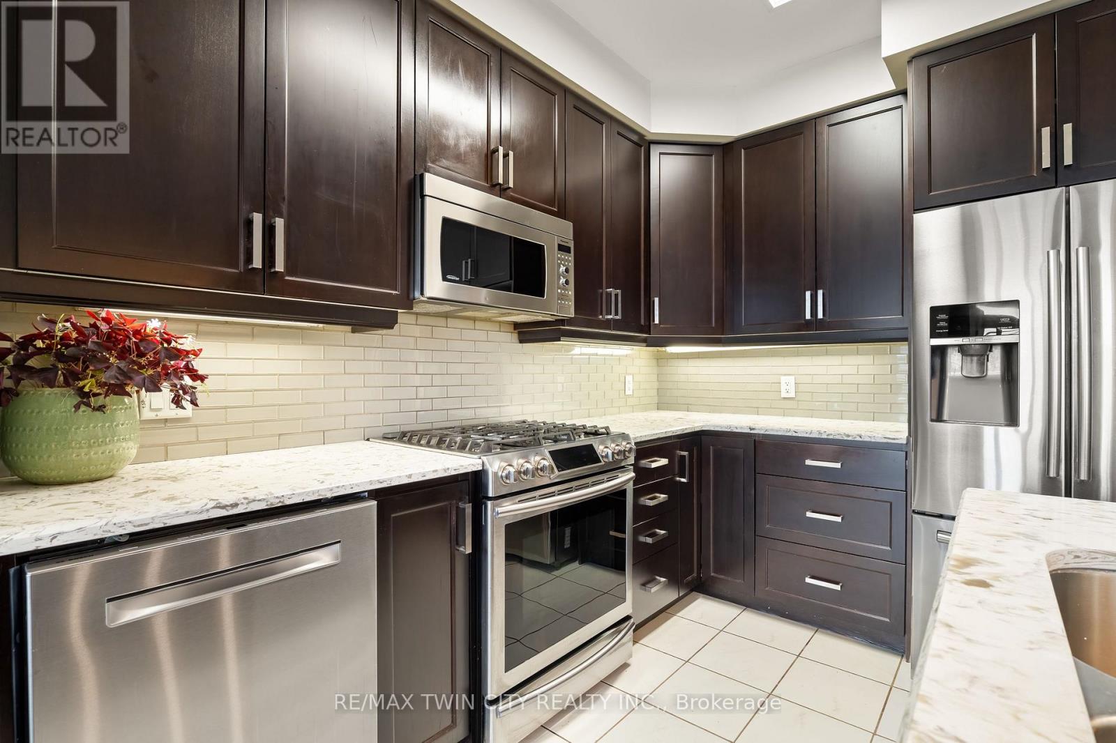 50 GREENWATER STREET, Kitchener, Ontario, N2R0H2 — Photo 13