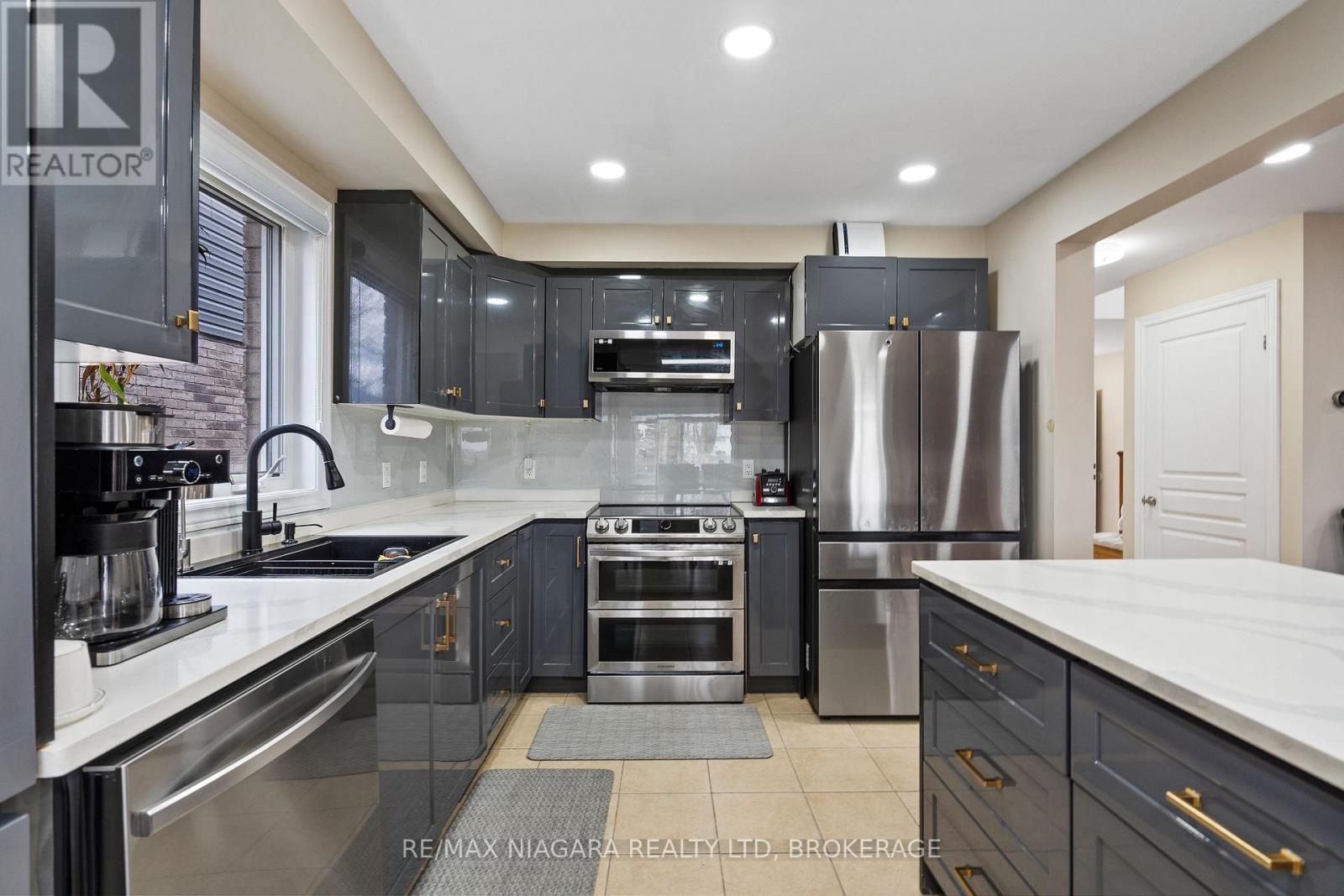 8511 JENNIFER CRESCENT, Niagara Falls (Forestview), Ontario, L2H0J3 — Photo 12