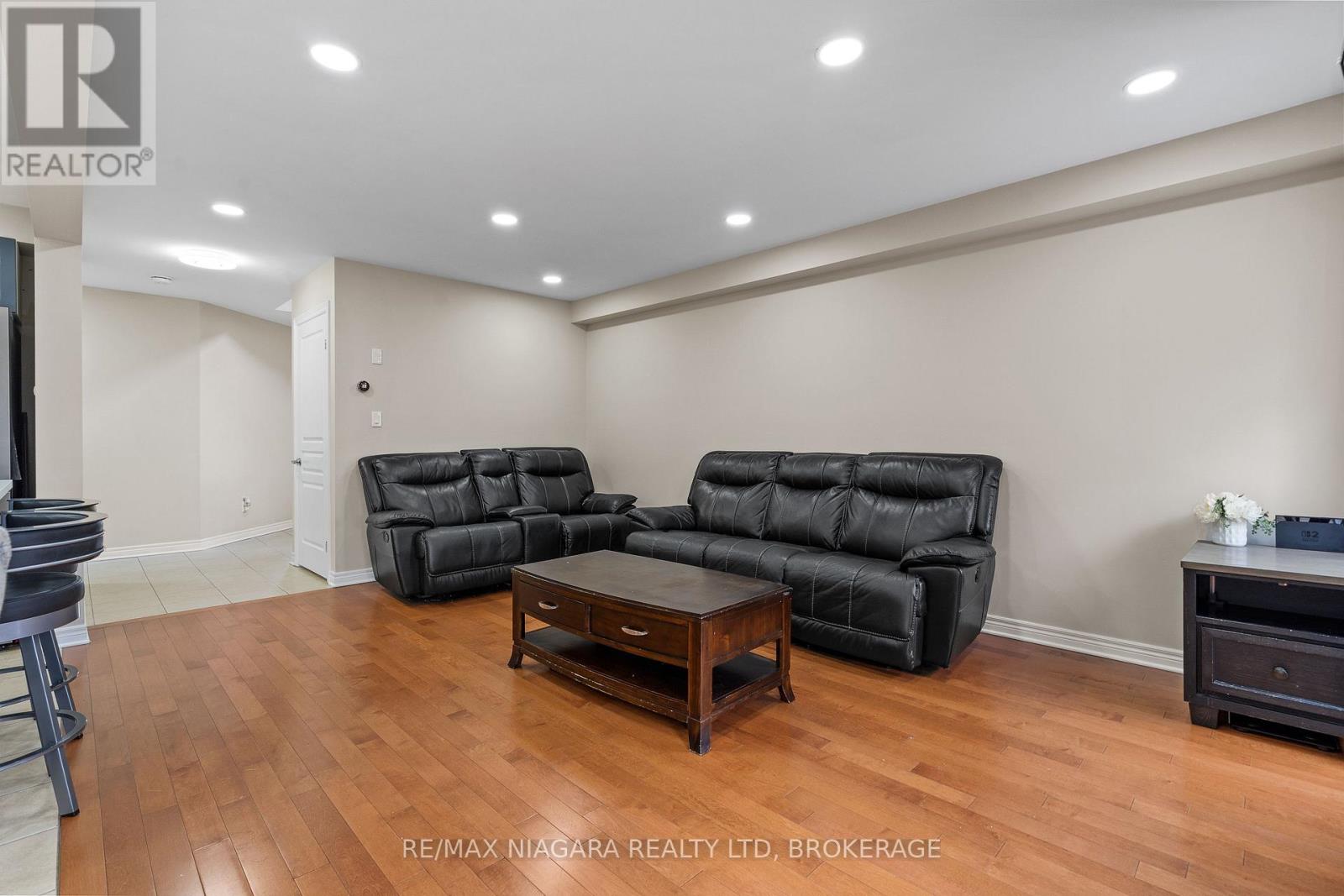 8511 JENNIFER CRESCENT, Niagara Falls (Forestview), Ontario, L2H0J3 — Photo 9