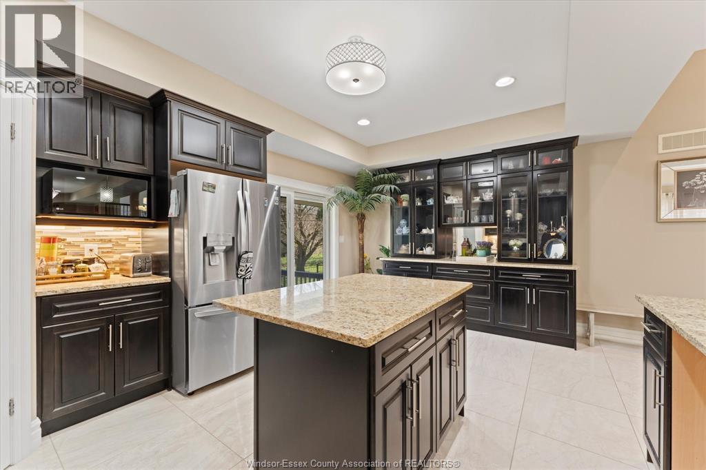 1960 RANDOLPH, Windsor, Ontario, N9B2W5 — Photo 14