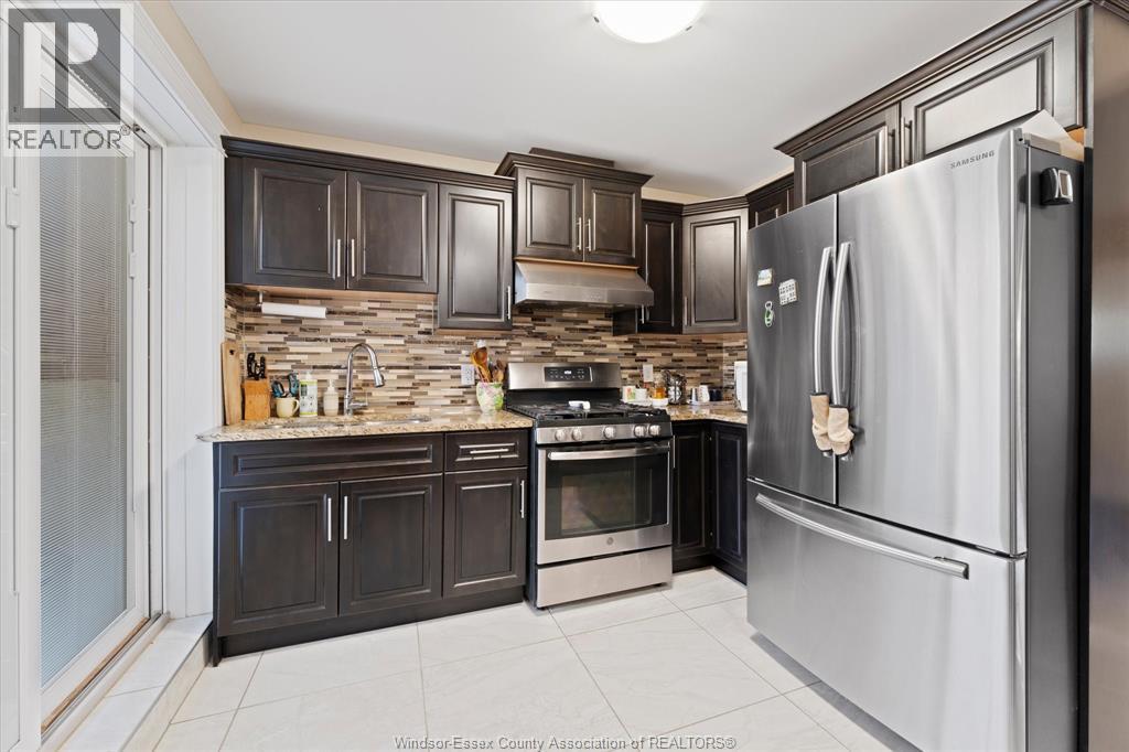 1960 RANDOLPH, Windsor, Ontario, N9B2W5 — Photo 29