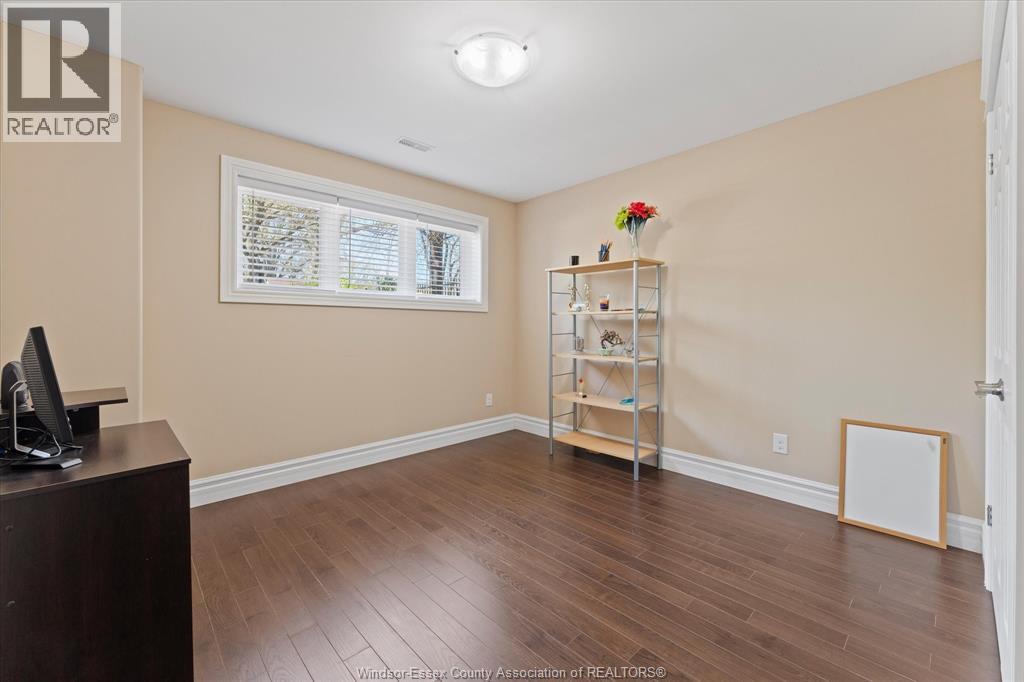 1960 RANDOLPH, Windsor, Ontario, N9B2W5 — Photo 30