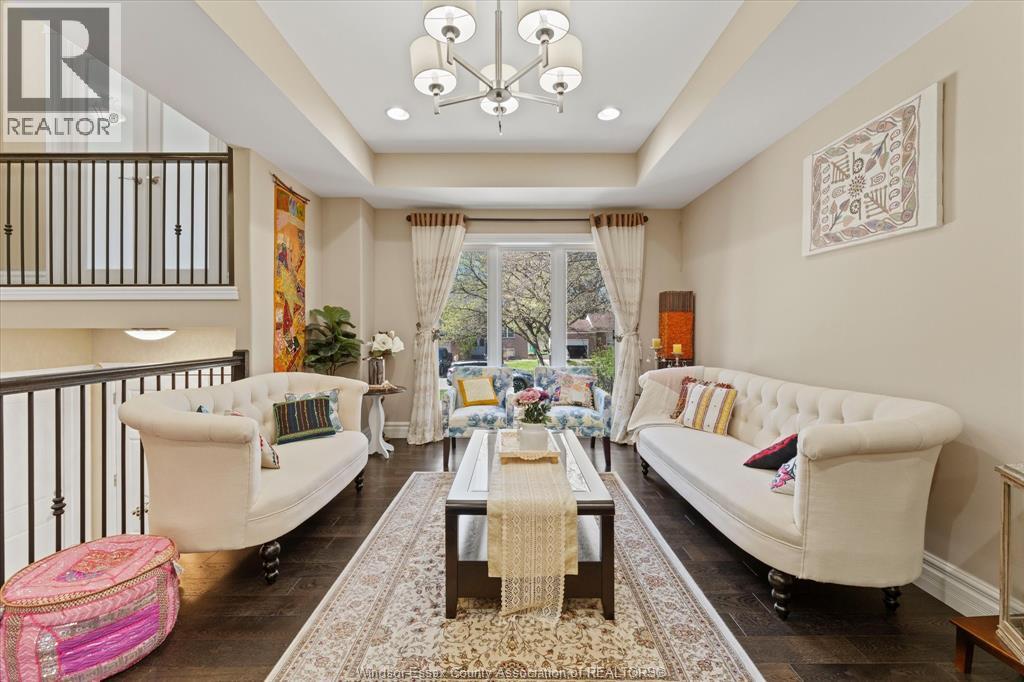 1960 RANDOLPH, Windsor, Ontario, N9B2W5 — Photo 6