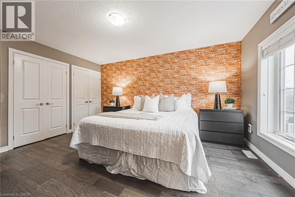 2220 QUEENSWAY Drive Unit# 4, Burlington, Ontario, L7R0E7 — Photo 14