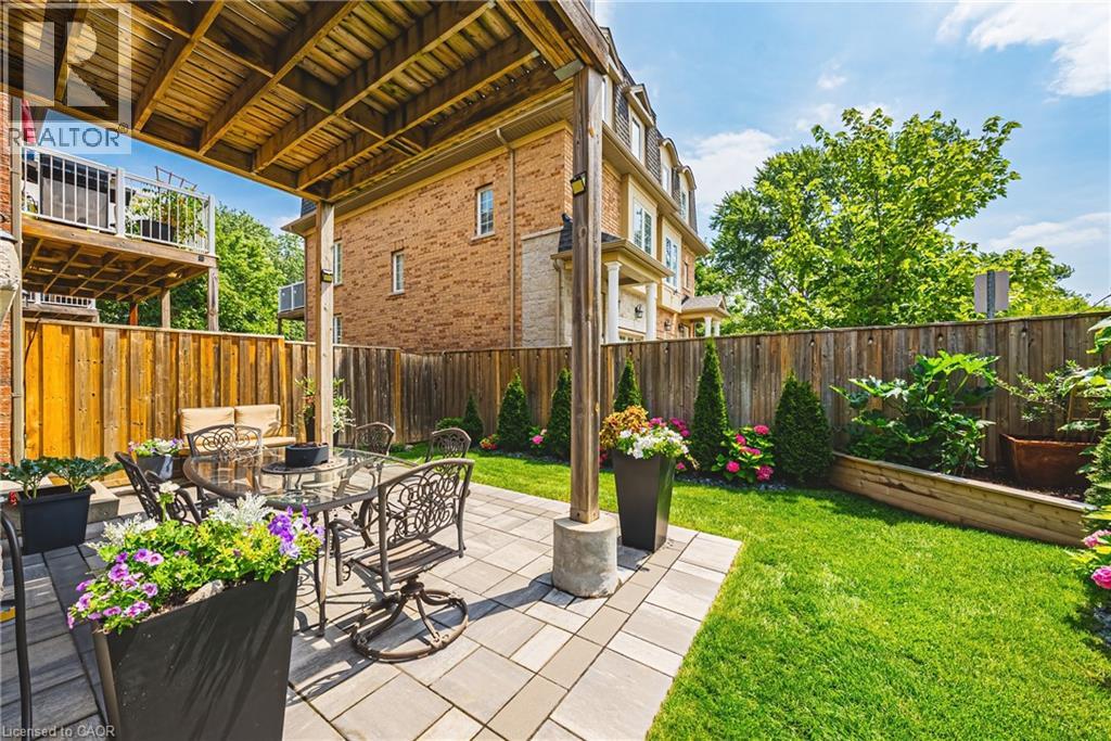 2220 QUEENSWAY Drive Unit# 4, Burlington, Ontario, L7R0E7 — Photo 30