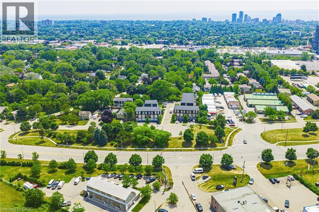 2220 QUEENSWAY Drive Unit# 4, Burlington, Ontario, L7R0E7 — Photo 33