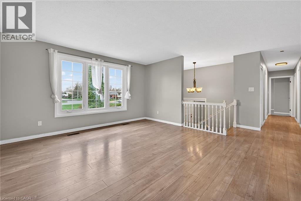 31 KILLINS Street, Smithville, Ontario, L0R2A0 — Photo 9