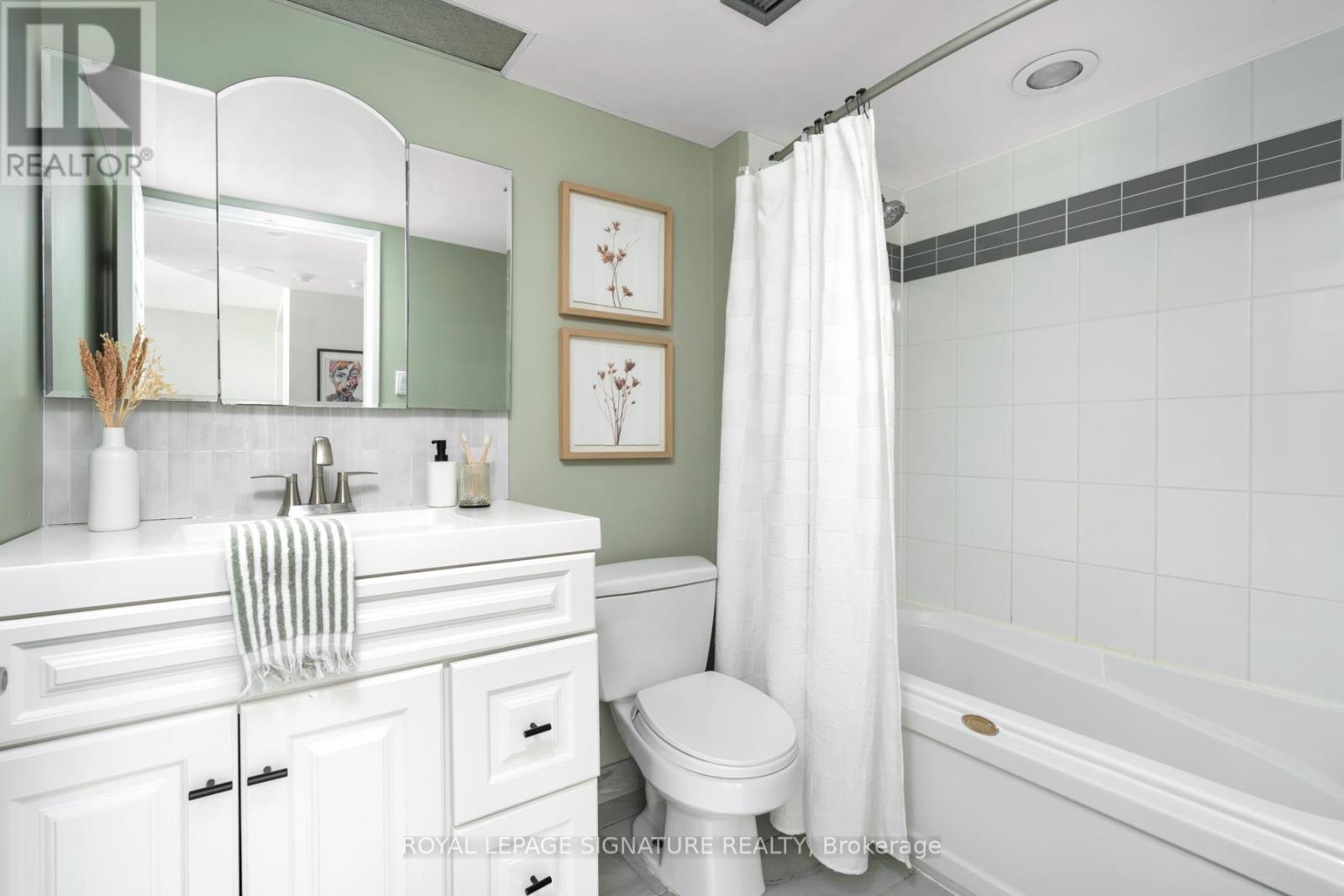 903 - 725 KING STREET W, Toronto (Niagara), Ontario, M5V2W9 — Photo 17