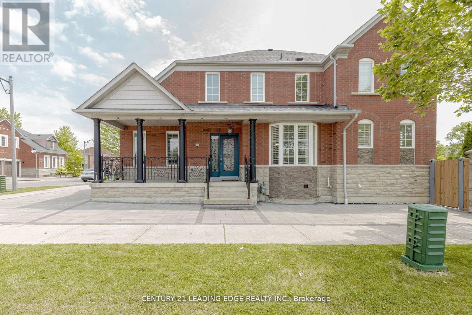 15 ALDEN SQUARE, Ajax (Northwest Ajax), Ontario, L1T4Z2 — Photo 4