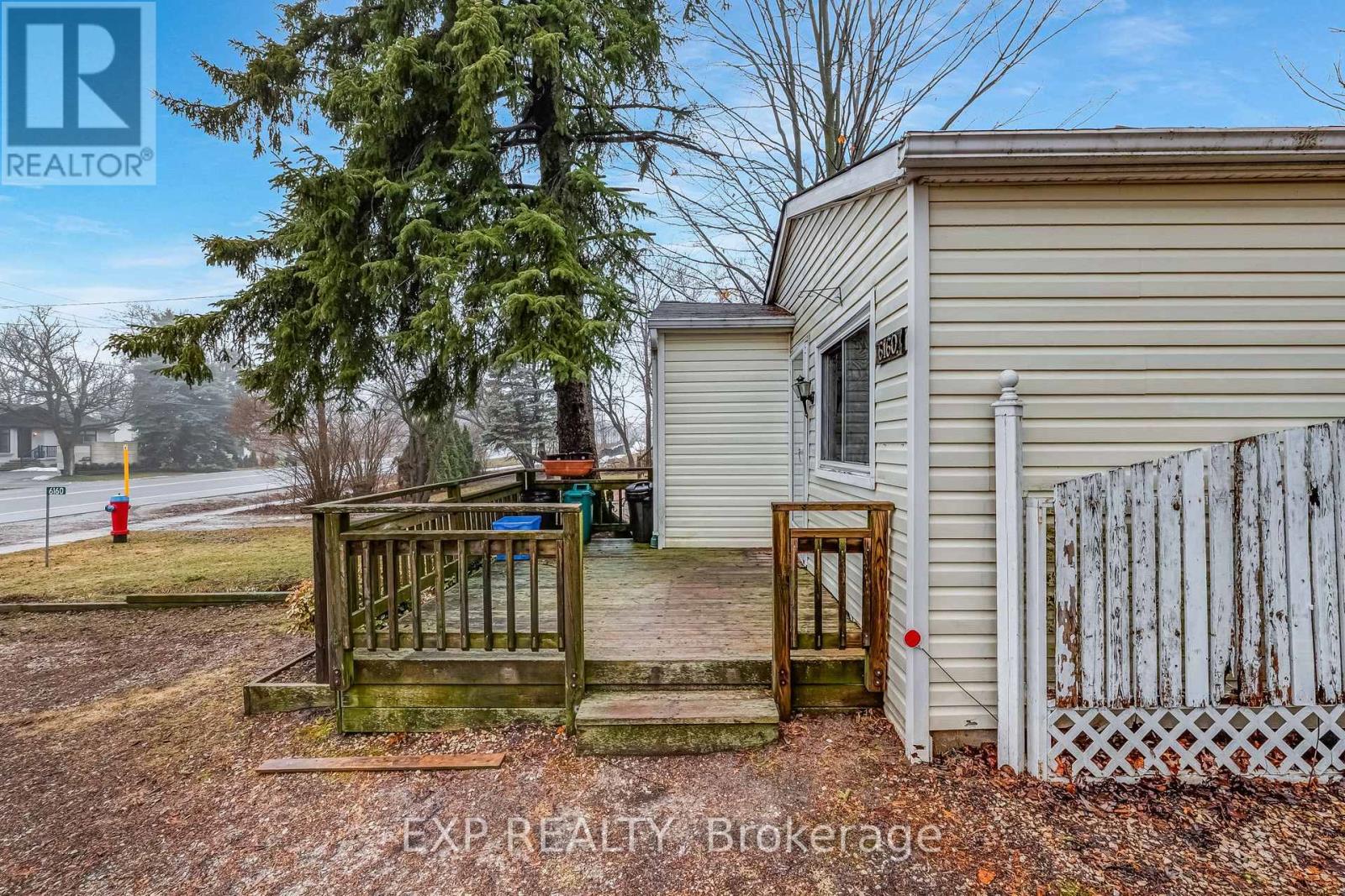 6160 KING ROAD, King (Nobleton), Ontario, L0G1N0 — Photo 3