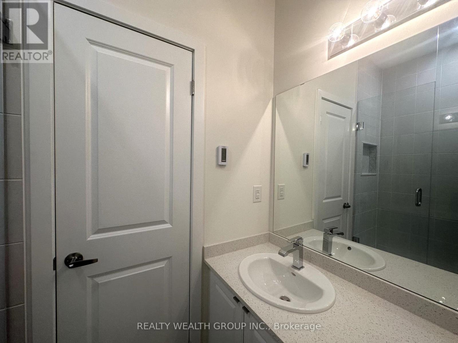 15 MARINER'S PIER WAY, Orillia, Ontario, L3V8P4 — Photo 13