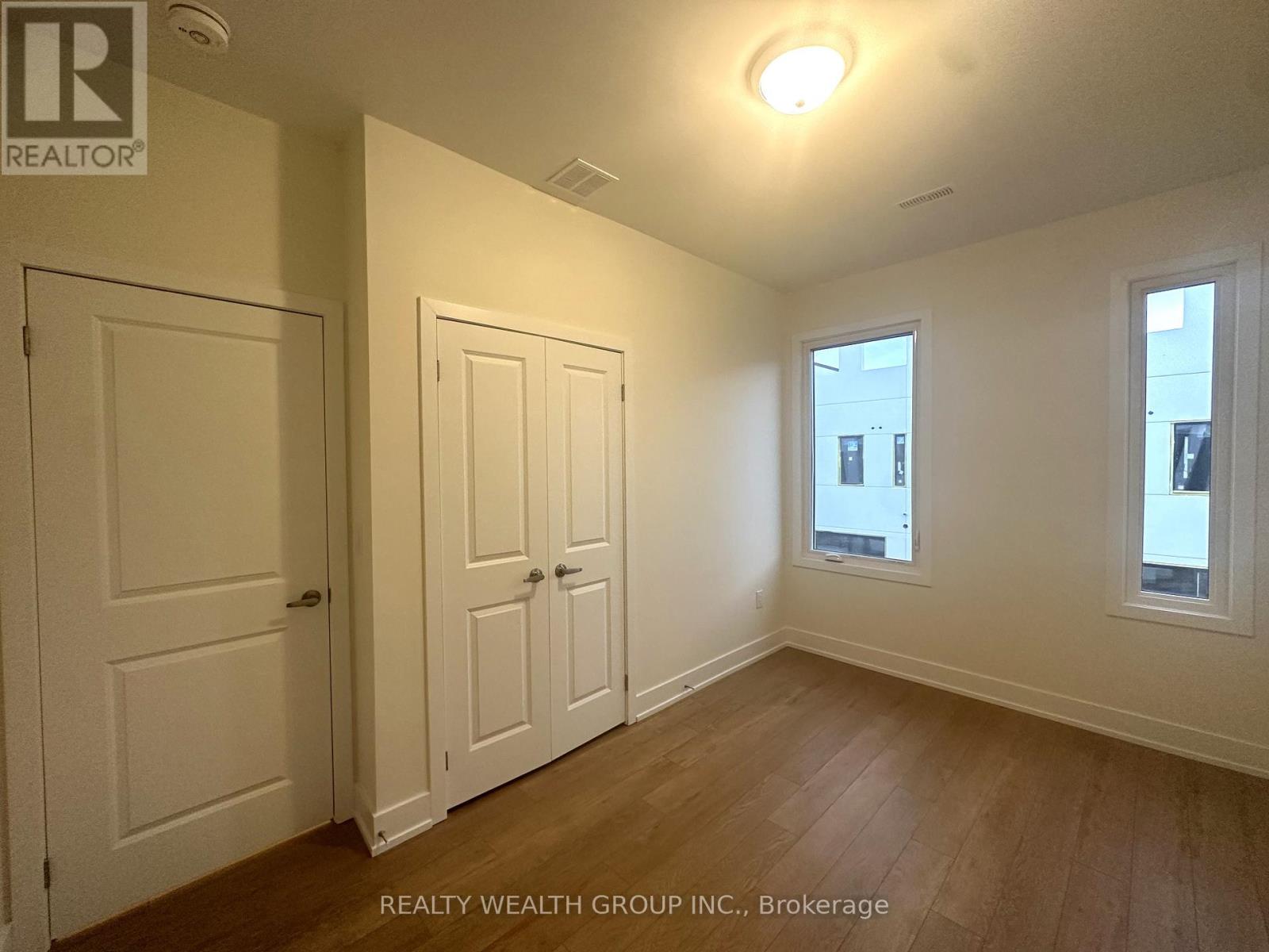 15 MARINER'S PIER WAY, Orillia, Ontario, L3V8P4 — Photo 14