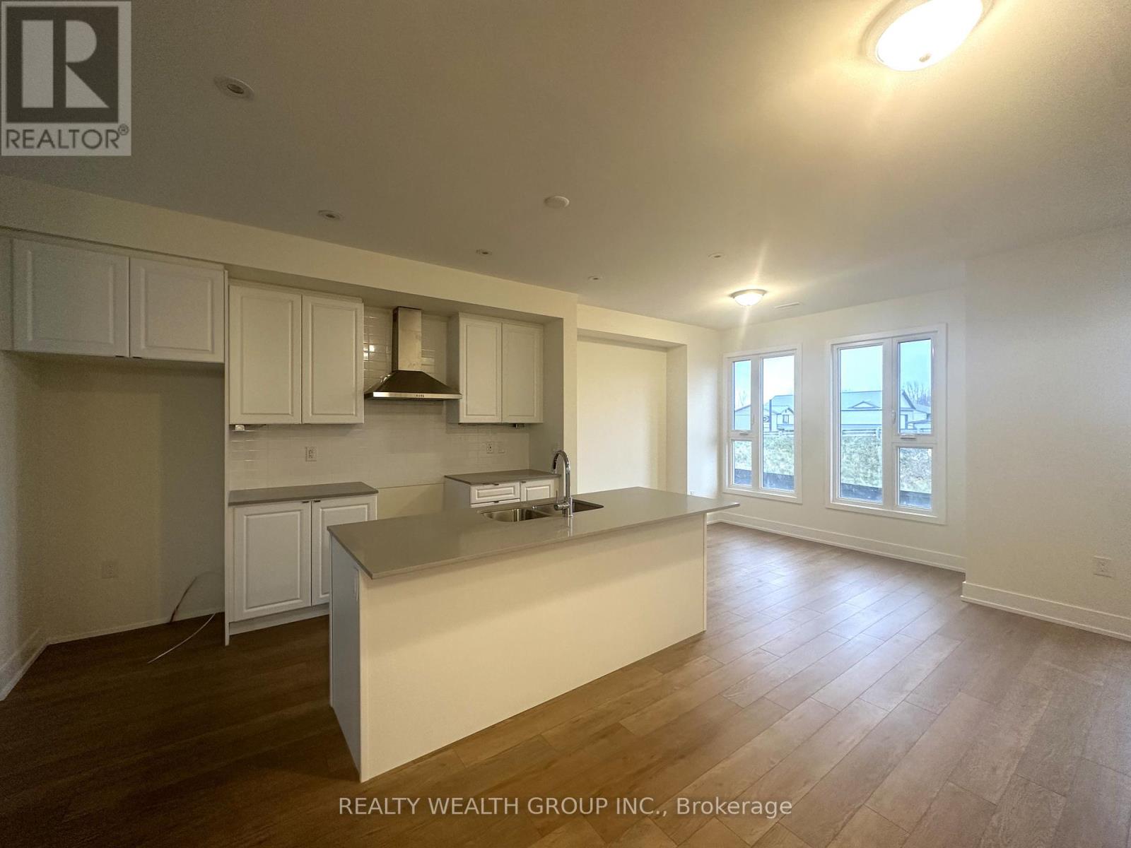 15 MARINER'S PIER WAY, Orillia, Ontario, L3V8P4 — Photo 7