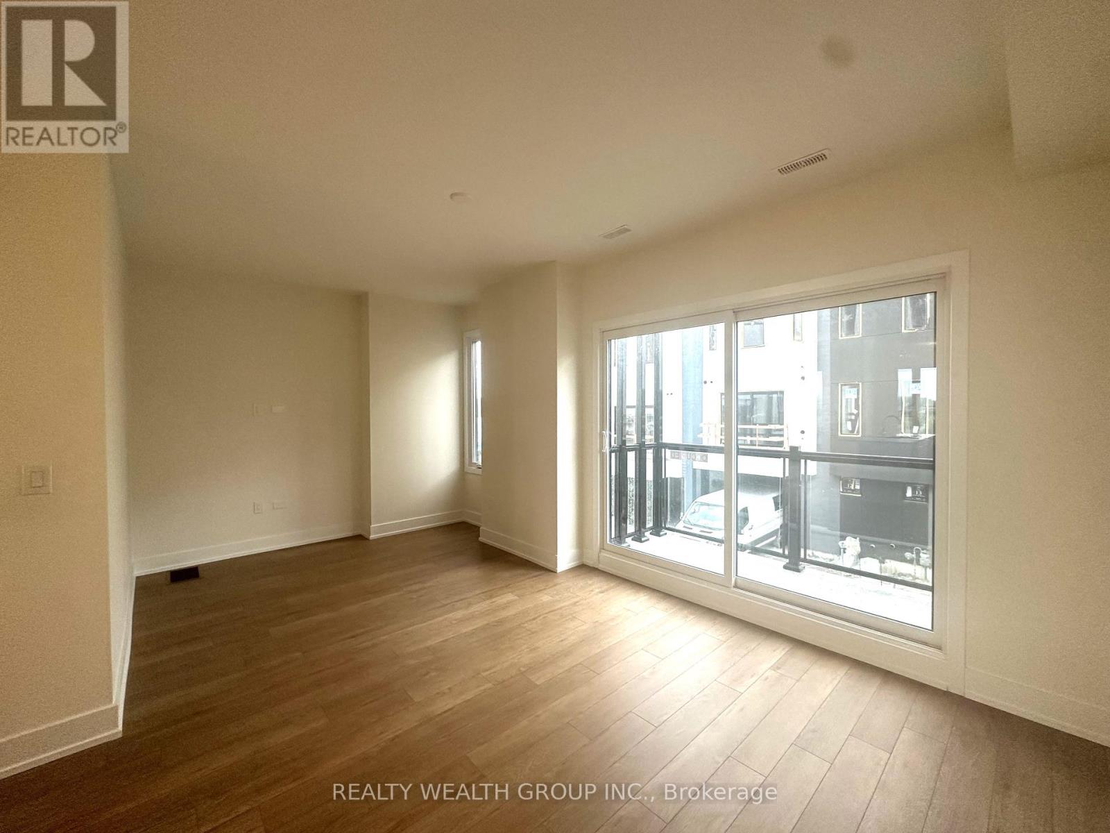 15 MARINER'S PIER WAY, Orillia, Ontario, L3V8P4 — Photo 8