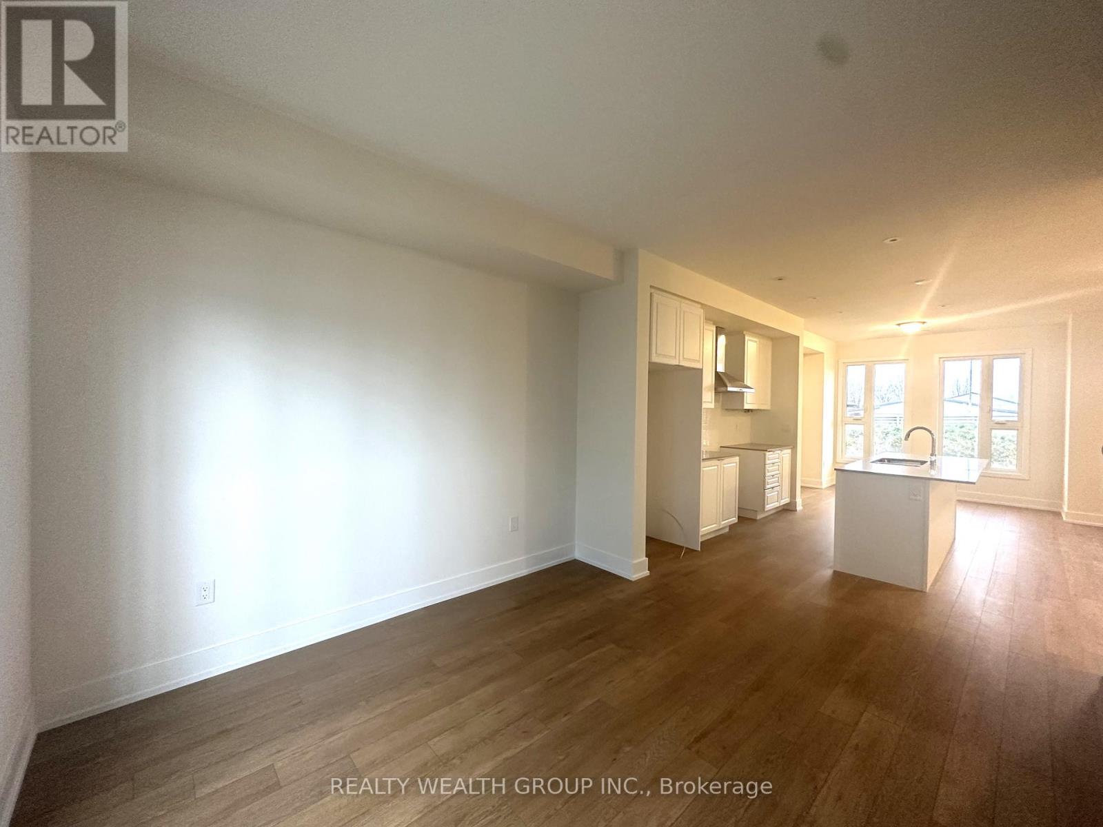 15 MARINER'S PIER WAY, Orillia, Ontario, L3V8P4 — Photo 9